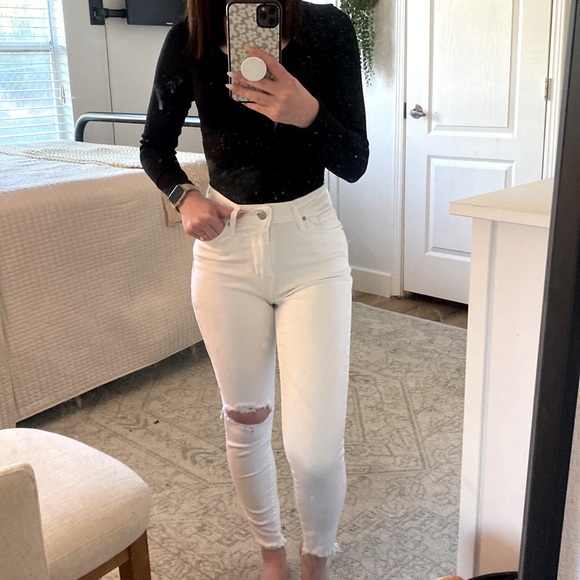 Levi’s skinny jeans size 24 - Picture 2 of 3